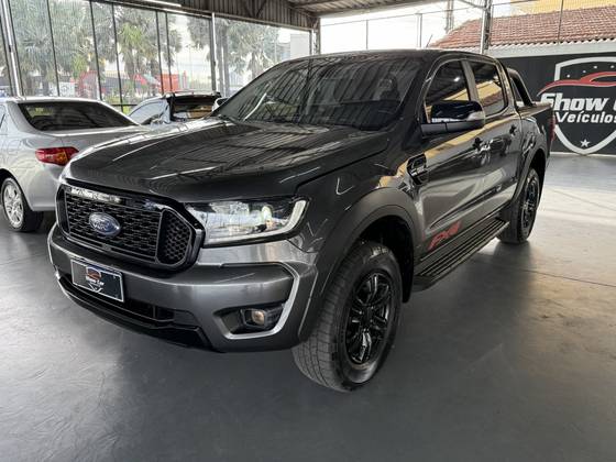 FORD RANGER 3.2 FX4 4X4 CD 20V DIESEL 4P AUTOMÁTICO FORD RANGER 3.2 FX4 4X4 CD 20V DIESEL 4P AUTOMÁTICO